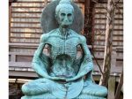 6526737-Choki_in_Temple_Skinny_Buddha-Kawagoe